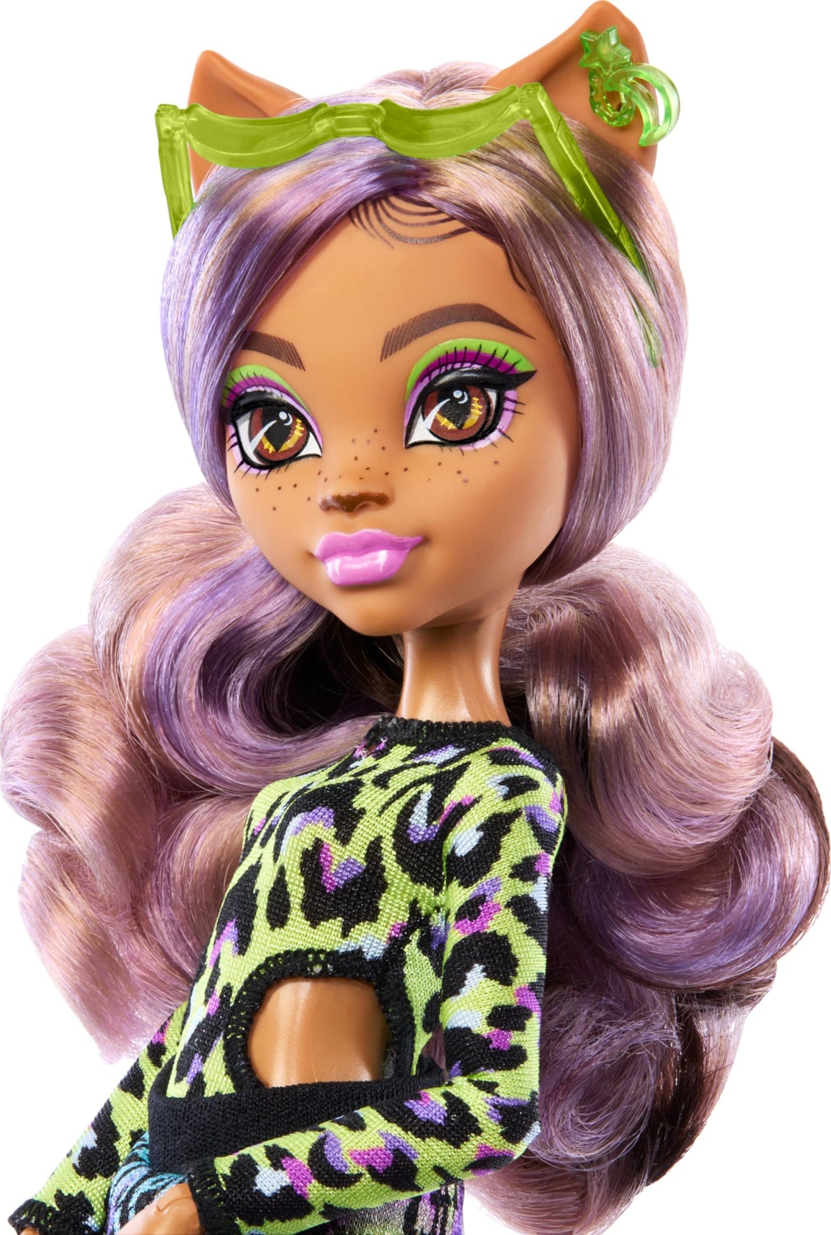 Monster High Doll with Swimsuit, Joggers & Beach Accessories Y617599